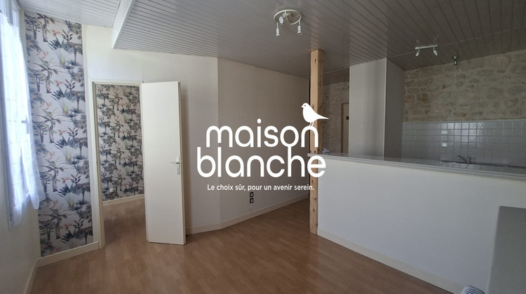 Ma-Cabane - Location Appartement Rochefort, 38 m²