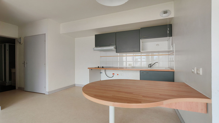 Ma-Cabane - Location Appartement ROCHEFORT, 35 m²