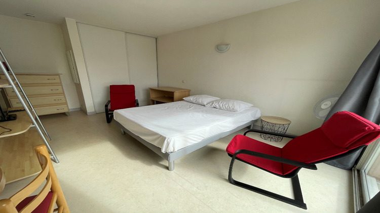 Ma-Cabane - Location Appartement ROCHEFORT, 23 m²