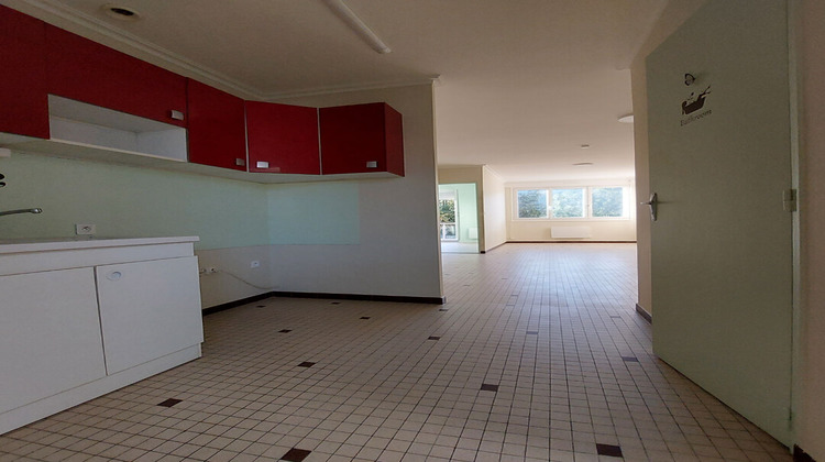 Ma-Cabane - Location Appartement ROCHEJEAN, 42 m²