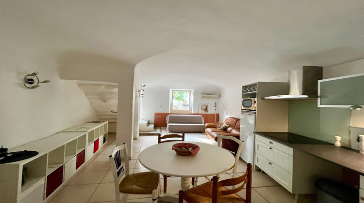 Ma-Cabane - Location Appartement ROCHEMAURE, 64 m²
