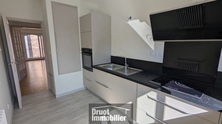 Ma-Cabane - Location Appartement Rodez, 100 m²