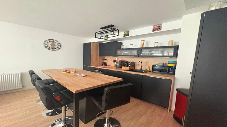 Ma-Cabane - Location Appartement ROISSY-EN-BRIE, 60 m²