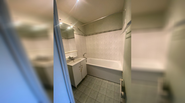 Ma-Cabane - Location Appartement ROISSY-EN-BRIE, 62 m²