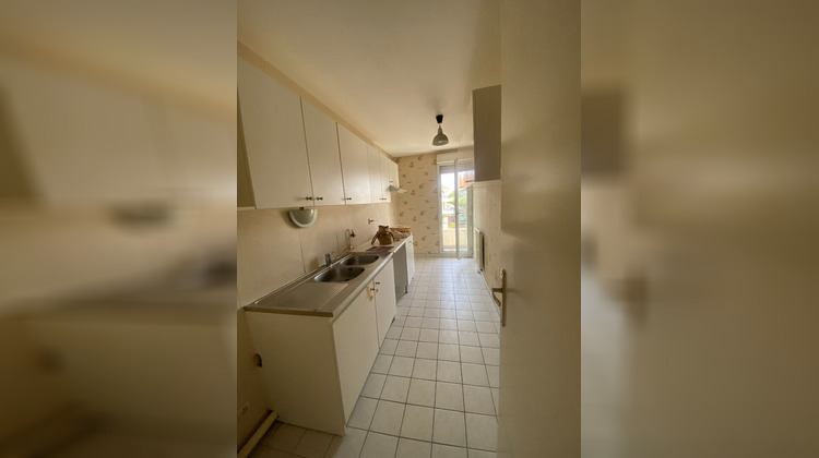 Ma-Cabane - Location Appartement ROISSY-EN-BRIE, 62 m²