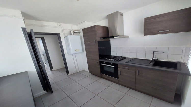 Ma-Cabane - Location Appartement Romans-sur-Isère, 56 m²