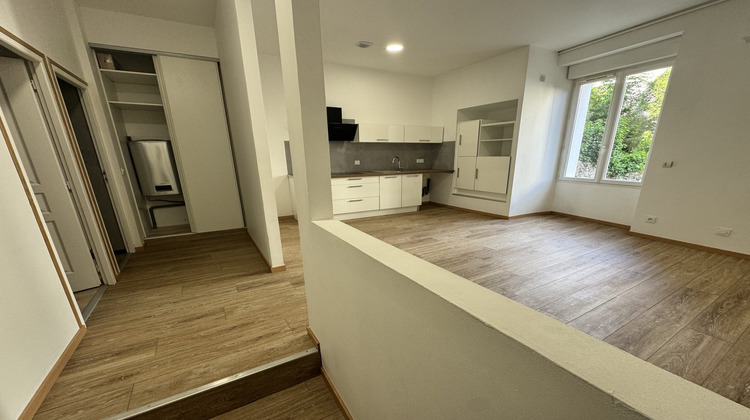 Ma-Cabane - Location Appartement Romans-sur-Isère, 38 m²