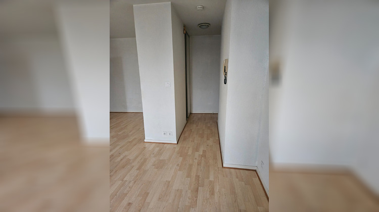 Ma-Cabane - Location Appartement Romans-sur-Isère, 34 m²