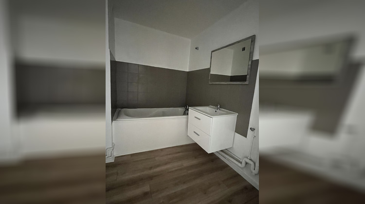 Ma-Cabane - Location Appartement ROMBAS, 50 m²