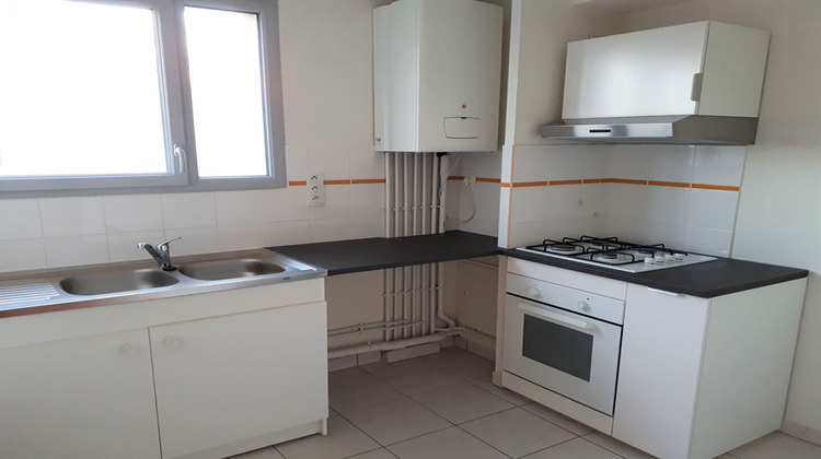 Ma-Cabane - Location Appartement ROMILLE, 66 m²
