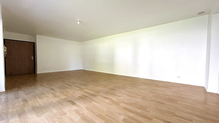 Ma-Cabane - Location Appartement ROMILLE, 66 m²