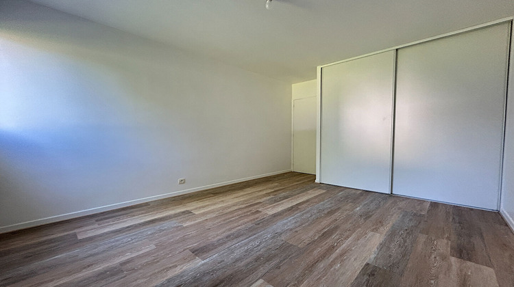Ma-Cabane - Location Appartement ROMILLE, 66 m²