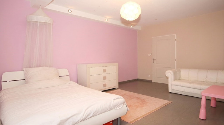 Ma-Cabane - Location Appartement RONCOURT, 185 m²