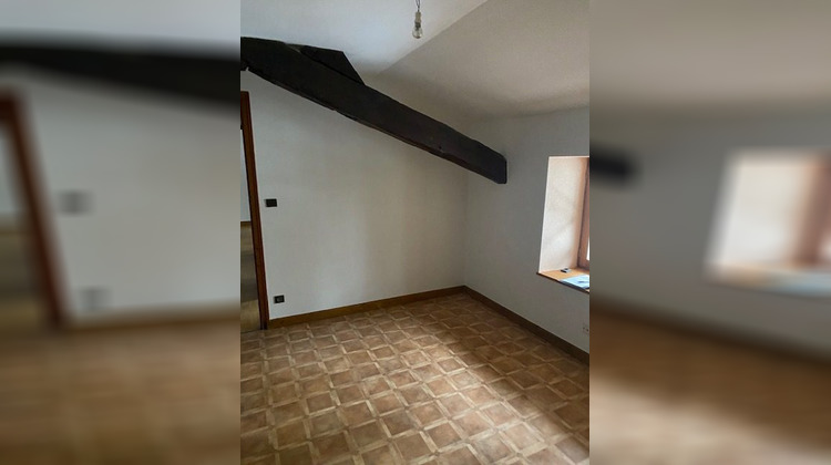 Ma-Cabane - Location Appartement Ronno, 75 m²