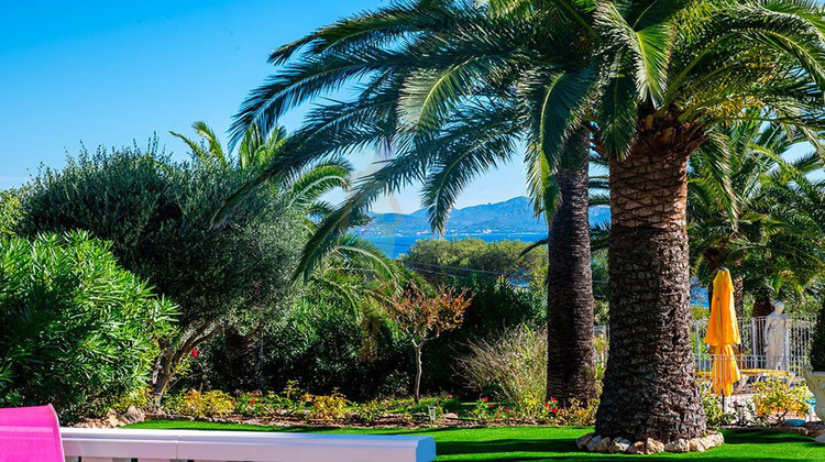 Ma-Cabane - Location Appartement Roquebrune-sur-Argens, 63 m²