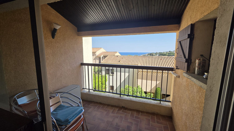Ma-Cabane - Location Appartement ROQUEBRUNE-SUR-ARGENS, 33 m²