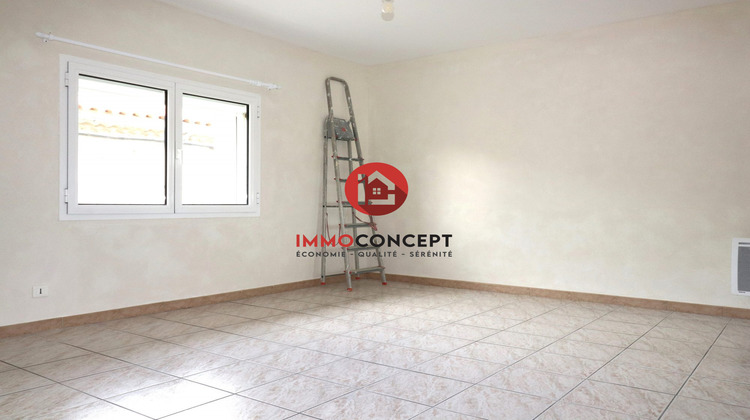 Ma-Cabane - Location Appartement Roquemaure, 52 m²