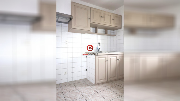 Ma-Cabane - Location Appartement Roquemaure, 52 m²