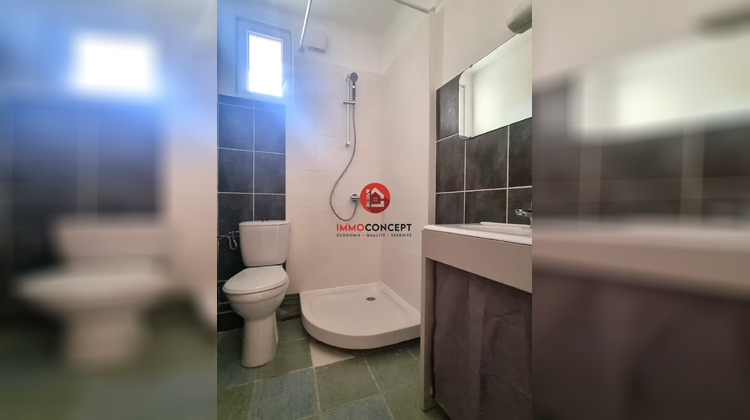 Ma-Cabane - Location Appartement Roquemaure, 37 m²