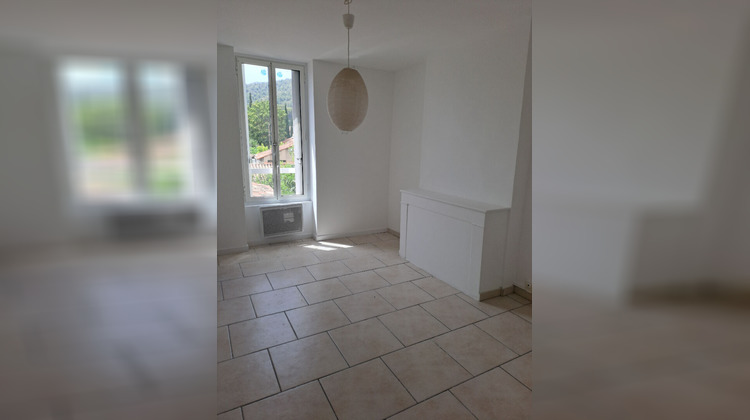 Ma-Cabane - Location Appartement ROQUEVAIRE, 67 m²