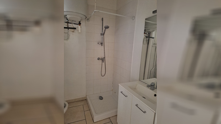 Ma-Cabane - Location Appartement ROQUEVAIRE, 67 m²