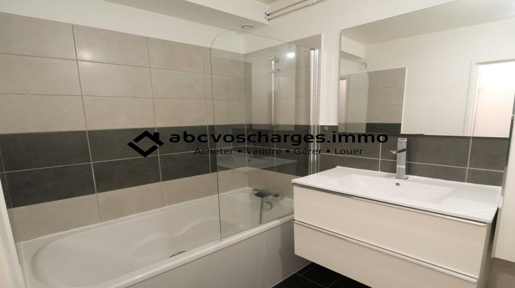 Ma-Cabane - Location Appartement ROUBAIX, 58 m²