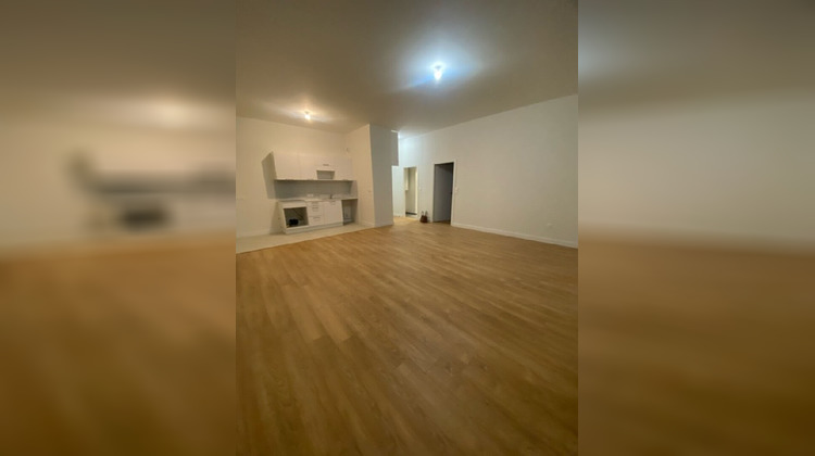 Ma-Cabane - Location Appartement ROUBAIX, 57 m²