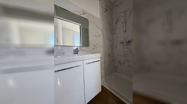 Ma-Cabane - Location Appartement Roubaix, 32 m²