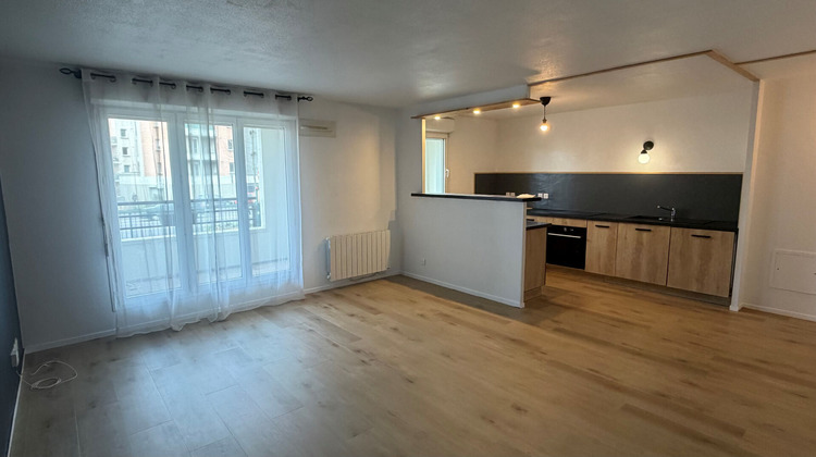 Ma-Cabane - Location Appartement ROUEN, 66 m²