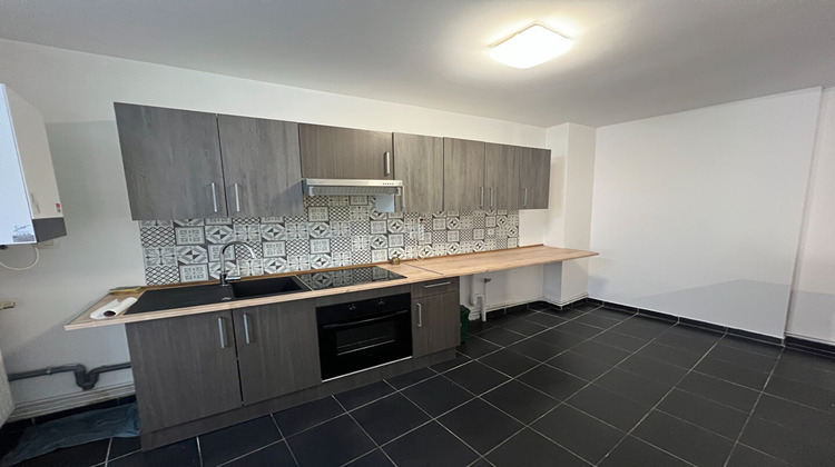 Ma-Cabane - Location Appartement ROUSIES, 45 m²