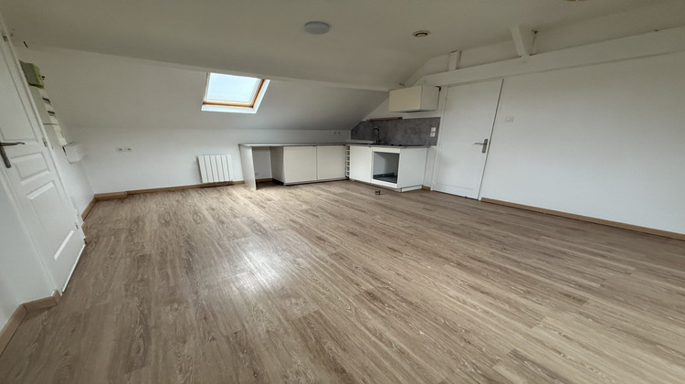 Ma-Cabane - Location Appartement Rousies, 34 m²