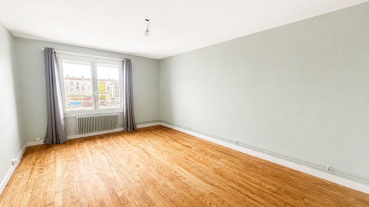 Ma-Cabane - Location Appartement ROYAN, 129 m²