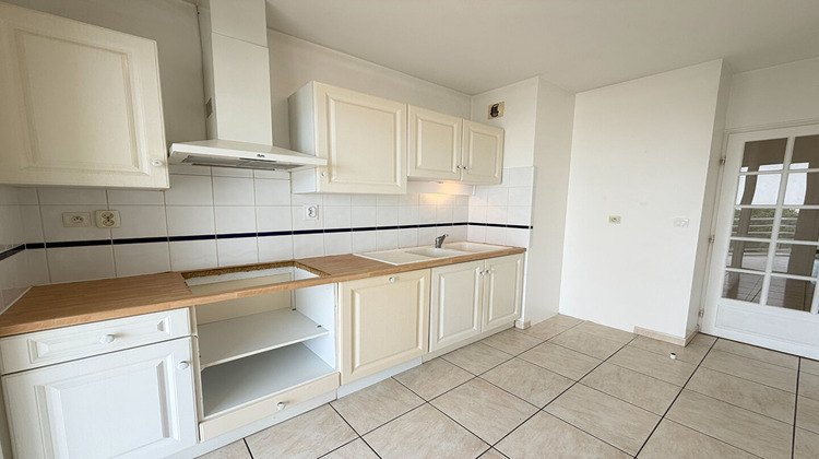 Ma-Cabane - Location Appartement ROYAN, 75 m²