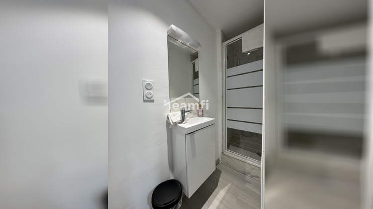 Ma-Cabane - Location Appartement Royat, 10 m²