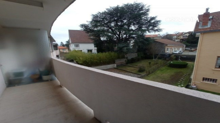 Ma-Cabane - Location Appartement Royat, 37 m²