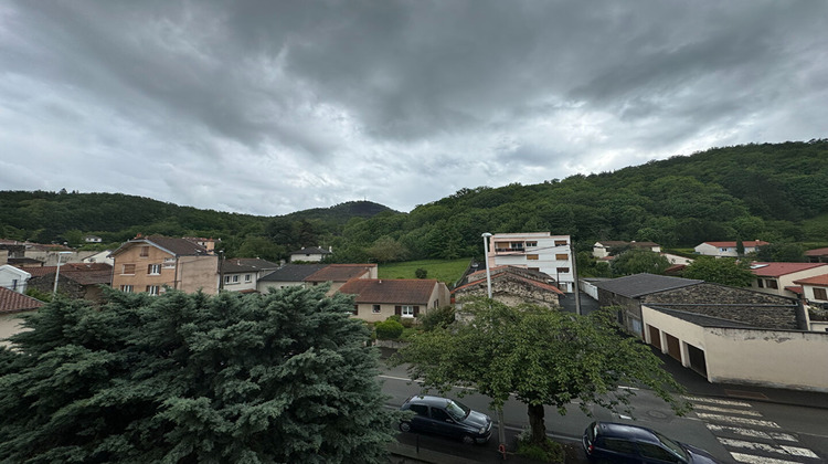 Ma-Cabane - Location Appartement ROYAT, 57 m²