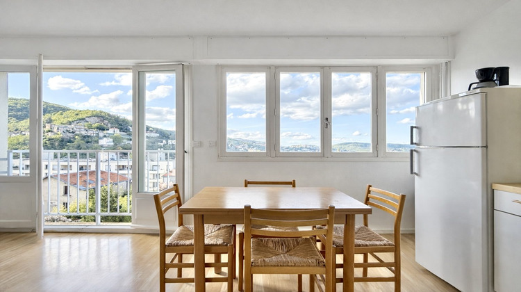 Ma-Cabane - Location Appartement Royat, 33 m²