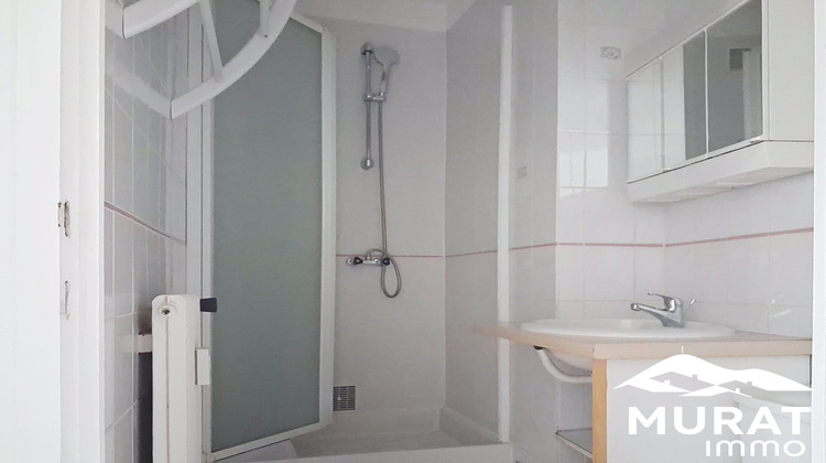 Ma-Cabane - Location Appartement Royat, 14 m²