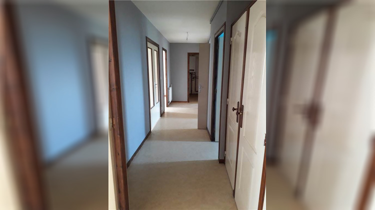 Ma-Cabane - Location Appartement ROZIER-EN-DONZY, 93 m²