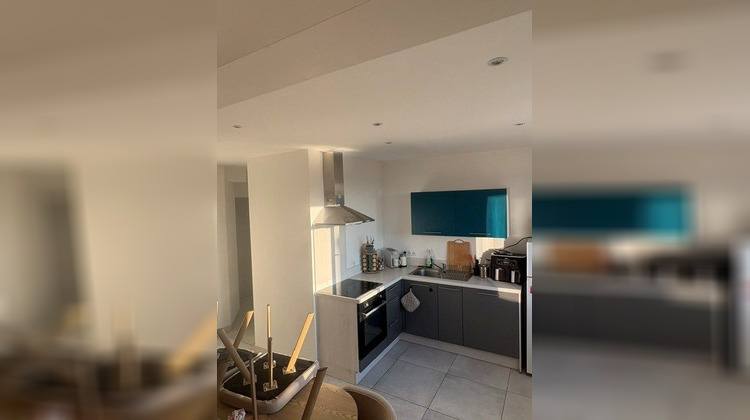 Ma-Cabane - Location Appartement Rozier-en-donzy, 69 m²