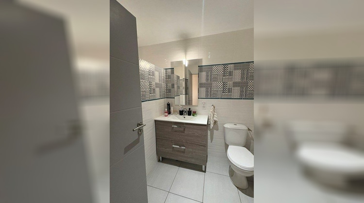 Ma-Cabane - Location Appartement Rozier-en-donzy, 69 m²