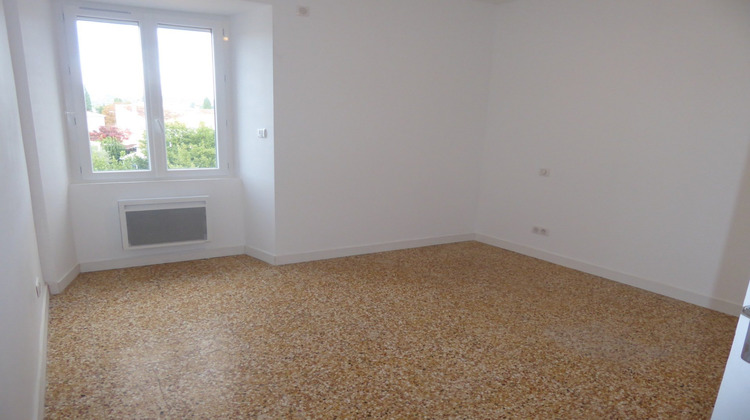 Ma-Cabane - Location Appartement Ruoms, 66 m²