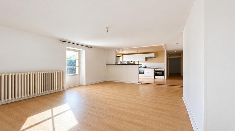 Ma-Cabane - Location Appartement Sable-sur-Sarthe, 75 m²