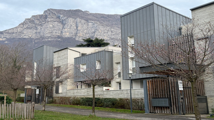 Ma-Cabane - Location Appartement Saint-Égrève, 66 m²