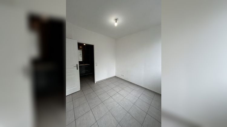 Ma-Cabane - Location Appartement Saint-Étienne, 29 m²