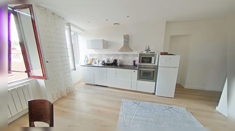 Ma-Cabane - Location Appartement Saint-Étienne, 77 m²