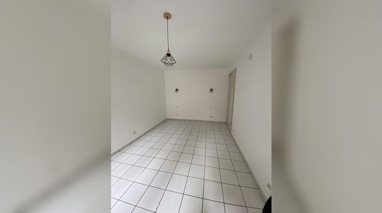 Ma-Cabane - Location Appartement Saint-Étienne, 28 m²