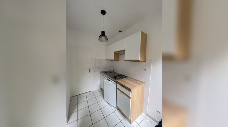 Ma-Cabane - Location Appartement Saint-Étienne, 28 m²