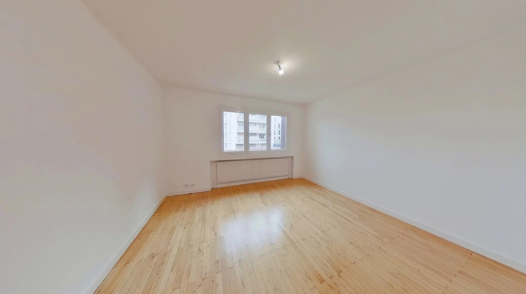 Ma-Cabane - Location Appartement Saint-Étienne, 47 m²