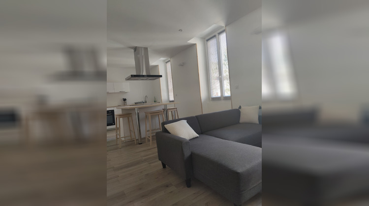 Ma-Cabane - Location Appartement Saint-Étienne, 105 m²